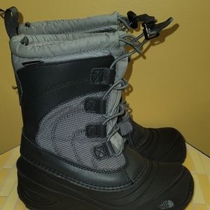 North face boys winter water proof boots